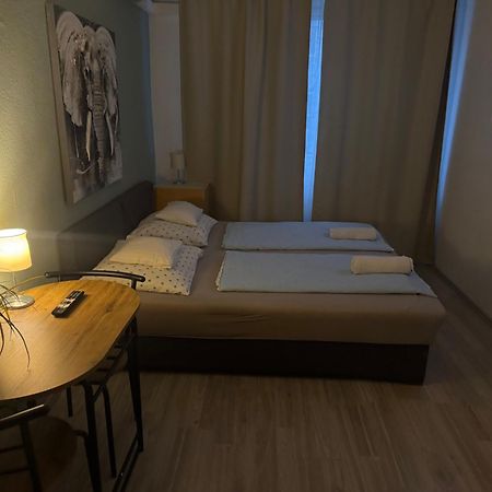 Hermina Apartmanok Westend Budapest Exterior foto