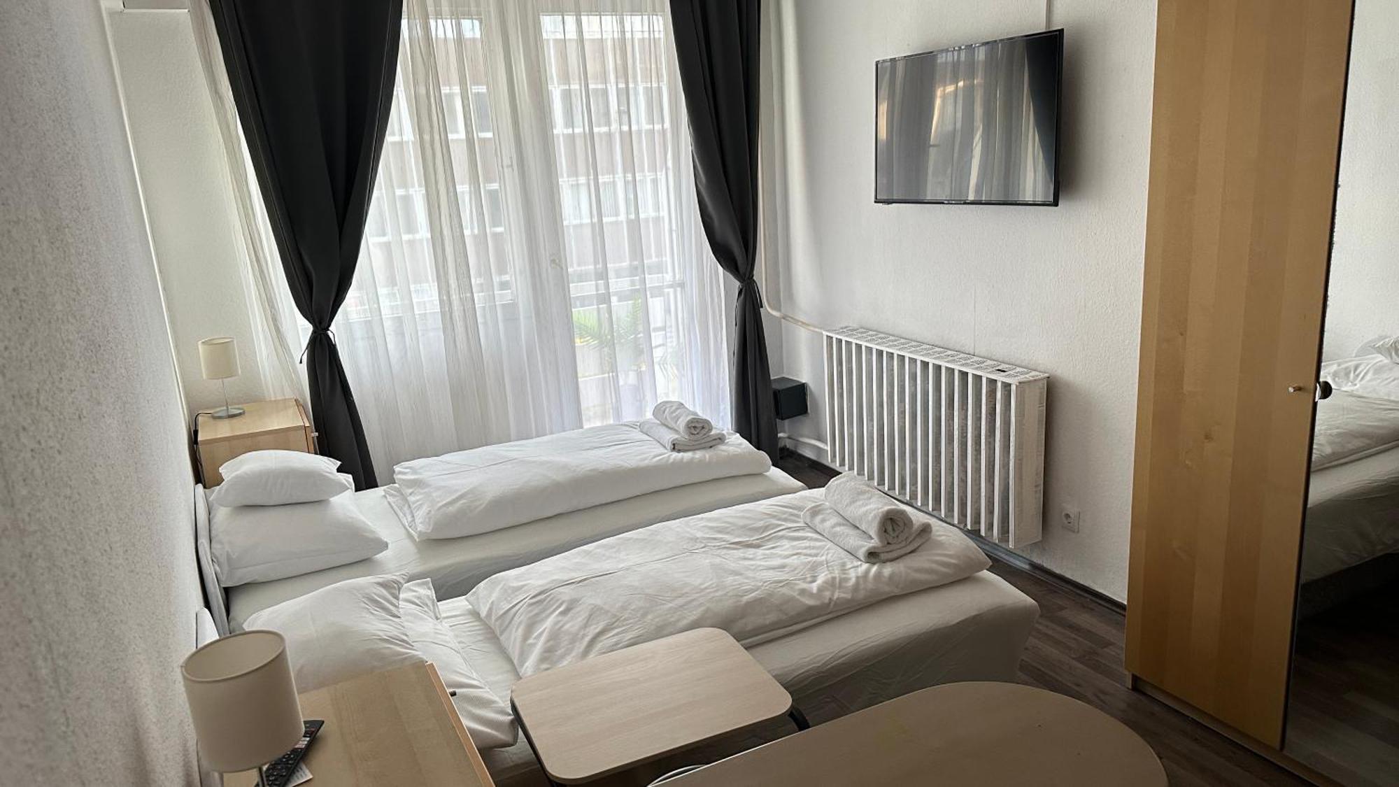 Hermina Apartmanok Westend Budapest Exterior foto